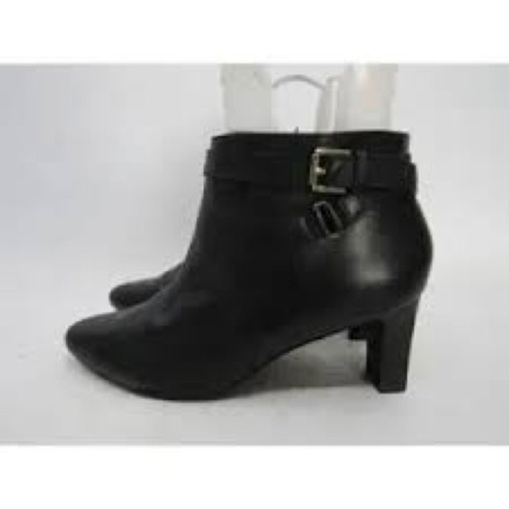 Black Ankle Boots with Buckle Ralph Lauren.